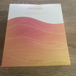 Younique collagen shot 15 pack never opened